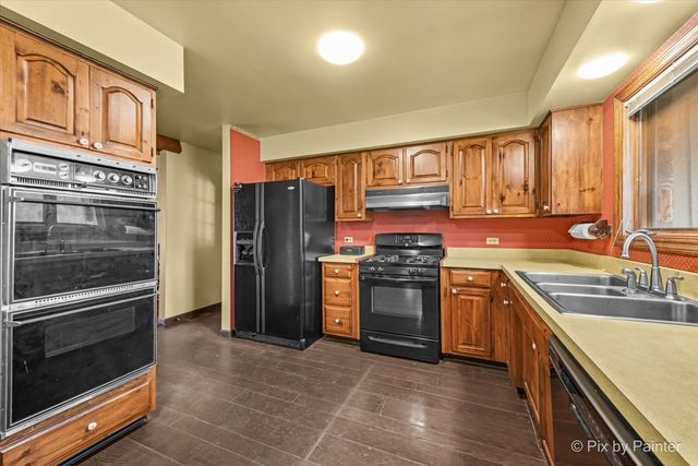 1310 S Fleming Road, Bull Valley, IL 60098