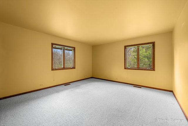 1310 S Fleming Road, Bull Valley, IL 60098