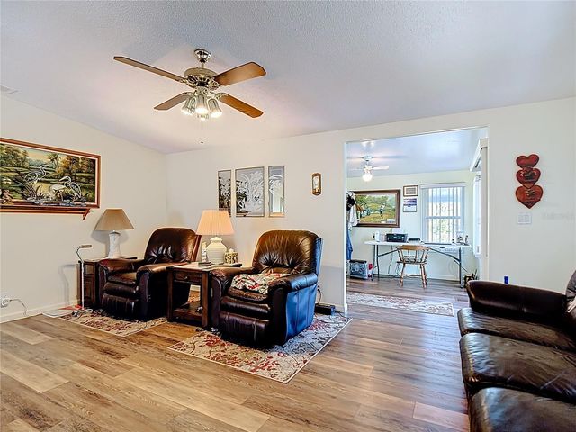 303 PINE LOOP, Frostproof, FL 33843