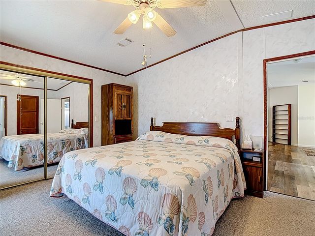 303 PINE LOOP, Frostproof, FL 33843