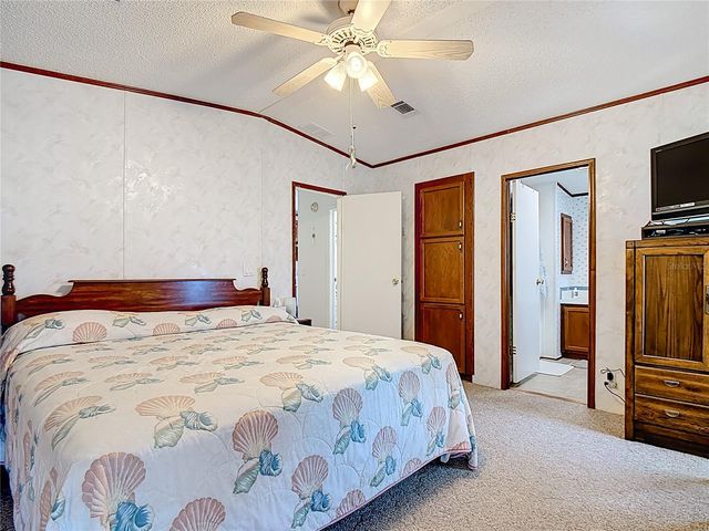 303 PINE LOOP, Frostproof, FL 33843