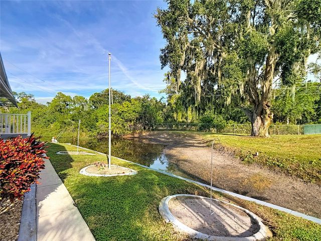 303 PINE LOOP, Frostproof, FL 33843