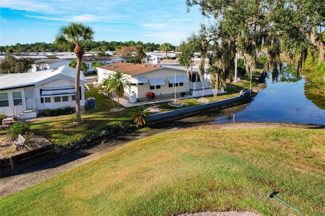 303 PINE LOOP, Frostproof, FL 33843