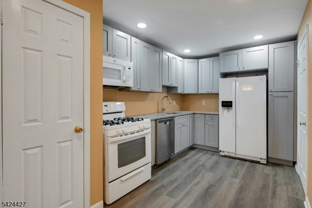 177 Bexley Ln, Piscataway Twp., NJ 08854