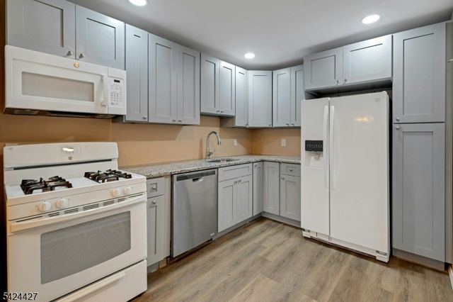 177 Bexley Ln, Piscataway Twp., NJ 08854