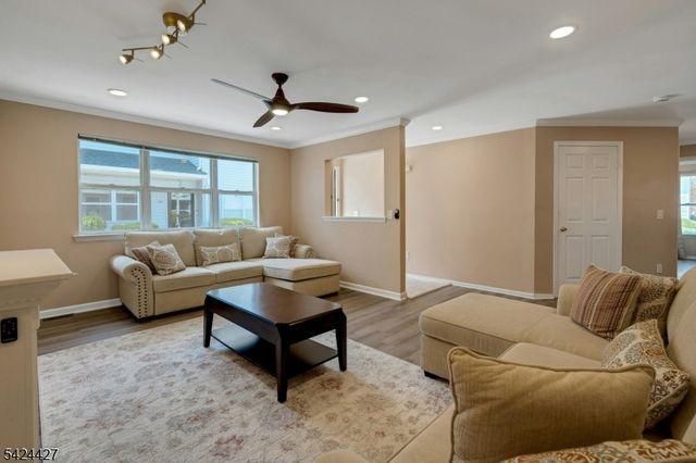 177 Bexley Ln, Piscataway Twp., NJ 08854