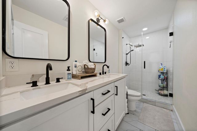 1902 Knoboak Circle, Houston, TX 77080