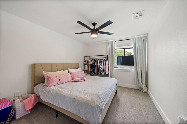 1902 Knoboak Circle, Houston, TX 77080