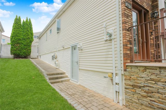 63 Dorval Avenue, Staten Island, NY 10312