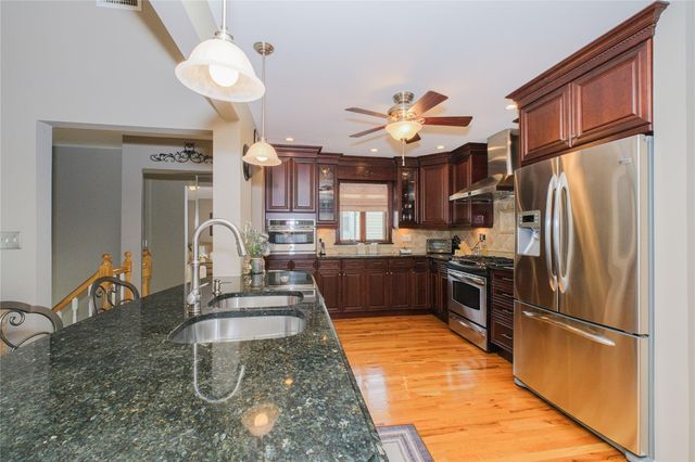 63 Dorval Avenue, Staten Island, NY 10312