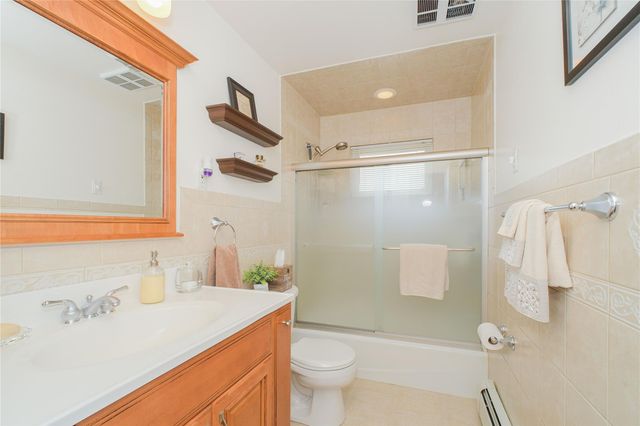 63 Dorval Avenue, Staten Island, NY 10312