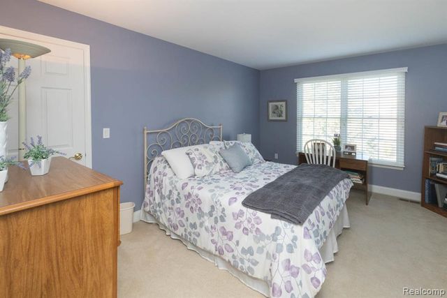 45042 Broadmoor Circle, Northville, MI 48168