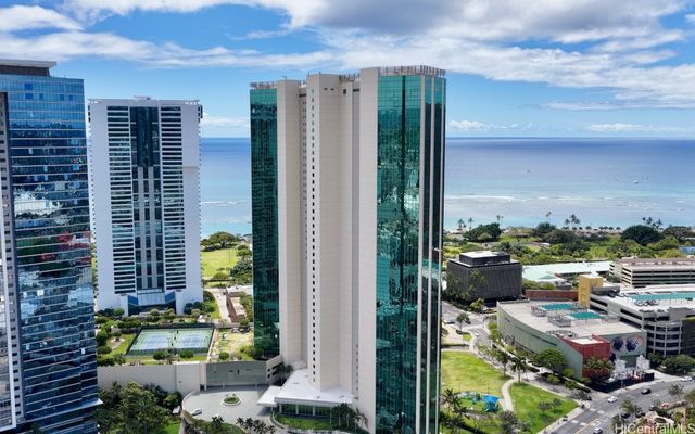 1177 Queen Street 3501, Honolulu, HI 96814