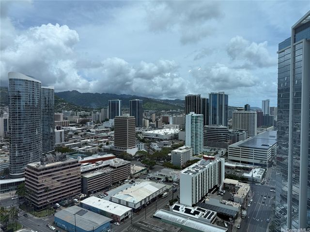 1177 Queen Street 3501, Honolulu, HI 96814