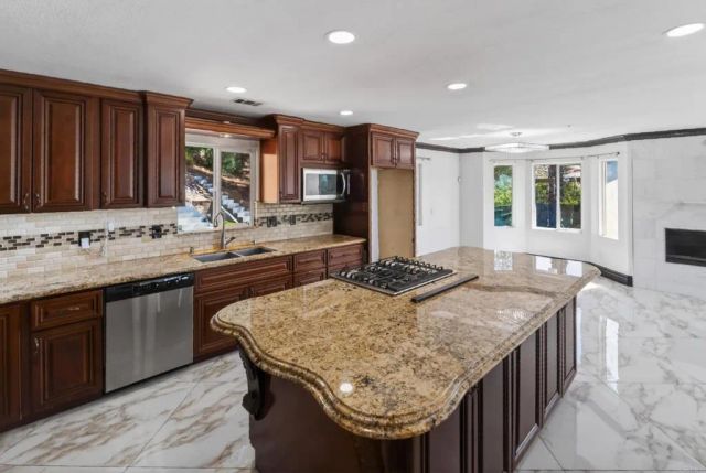 1710 Lotus Lane, El Cajon, CA 92021
