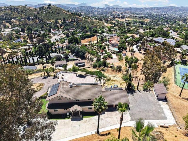 1710 Lotus Lane, El Cajon, CA 92021