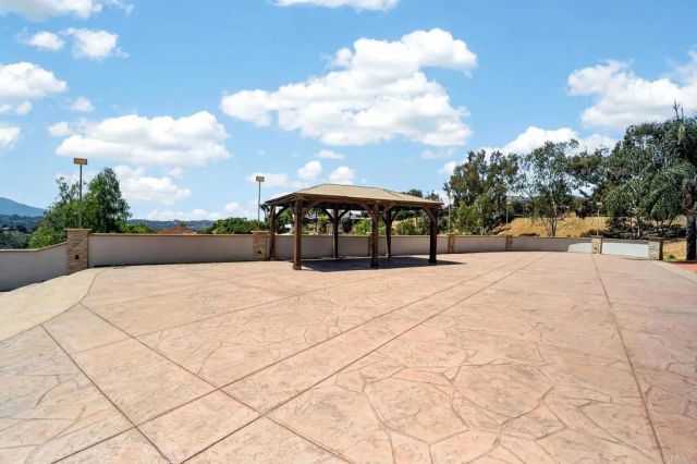 1710 Lotus Lane, El Cajon, CA 92021
