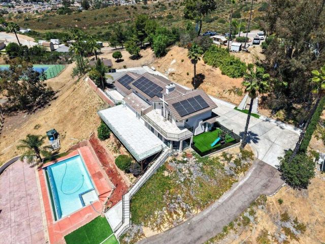 1710 Lotus Lane, El Cajon, CA 92021