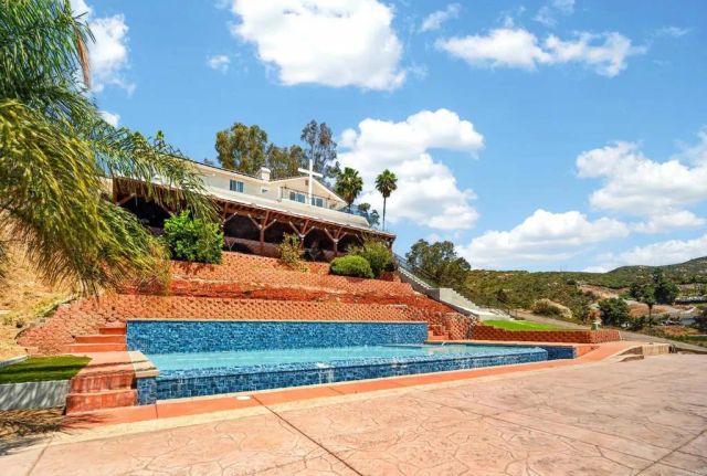 1710 Lotus Lane, El Cajon, CA 92021