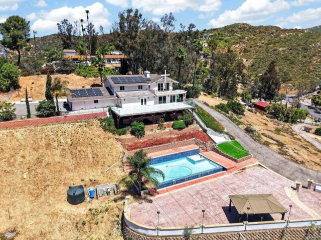 1710 Lotus Lane, El Cajon, CA 92021