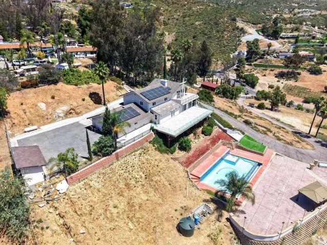 1710 Lotus Lane, El Cajon, CA 92021