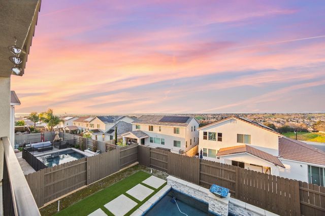 2947 Laredo Dr, Rocklin, CA 95765