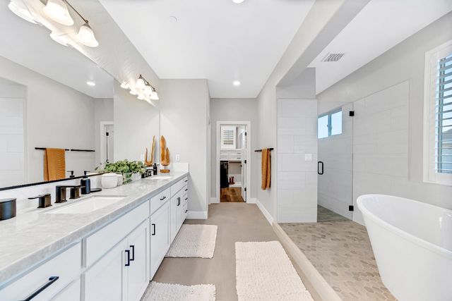 2947 Laredo Dr, Rocklin, CA 95765