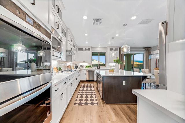 2947 Laredo Dr, Rocklin, CA 95765