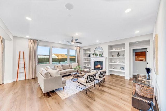 2947 Laredo Dr, Rocklin, CA 95765