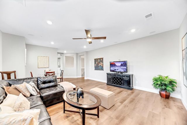 2947 Laredo Dr, Rocklin, CA 95765