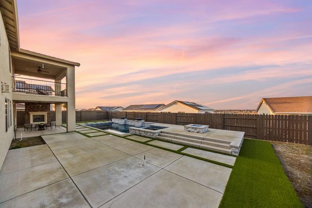 2947 Laredo Dr, Rocklin, CA 95765