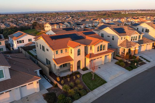 2947 Laredo Dr, Rocklin, CA 95765