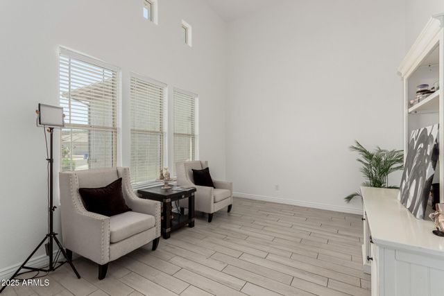 3816 W White Feather Lane, Phoenix, AZ 85083