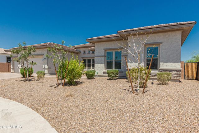 3816 W White Feather Lane, Phoenix, AZ 85083