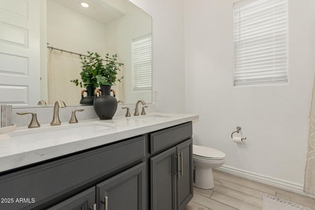 3816 W White Feather Lane, Phoenix, AZ 85083