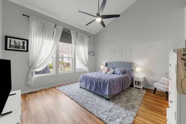 907 Bluebell Circle, Joliet, IL 60431