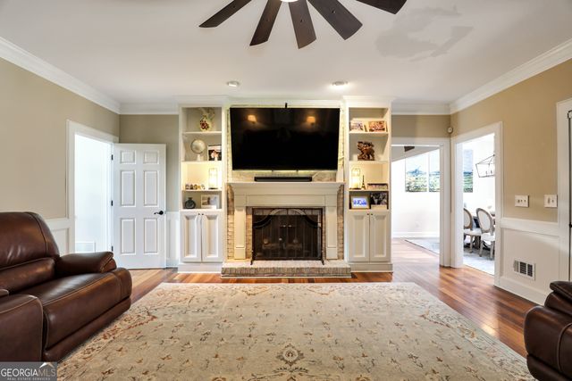 1700 Winding Creek Circle, Snellville, GA 30078