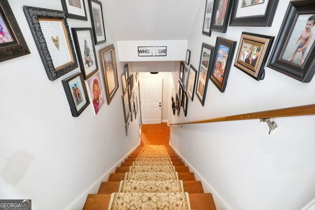 1700 Winding Creek Circle, Snellville, GA 30078