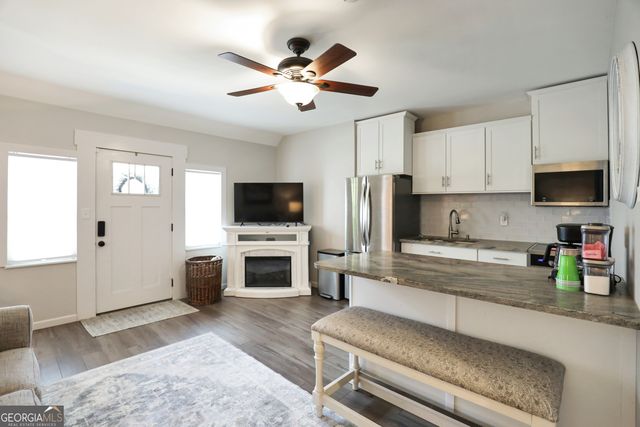 1700 Winding Creek Circle, Snellville, GA 30078