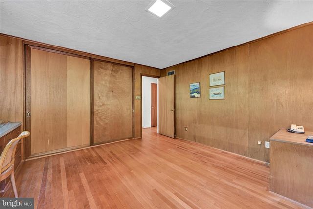40 DEVON DR, Reading, PA 19606