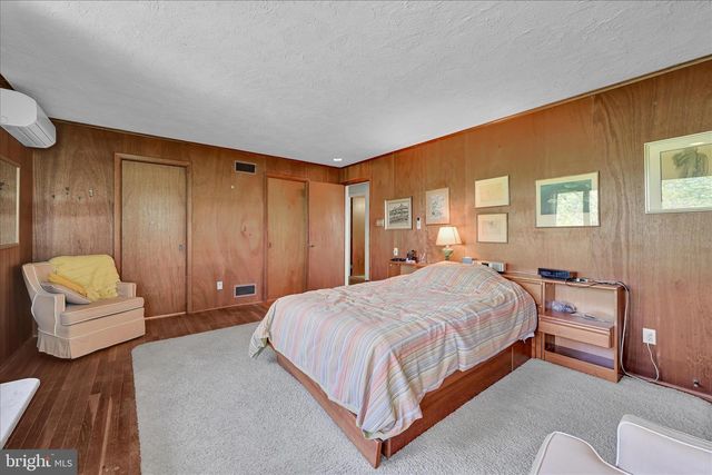40 DEVON DR, Reading, PA 19606