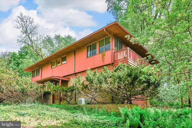 40 DEVON DR, Reading, PA 19606