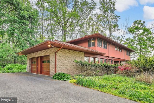 40 DEVON DR, Reading, PA 19606
