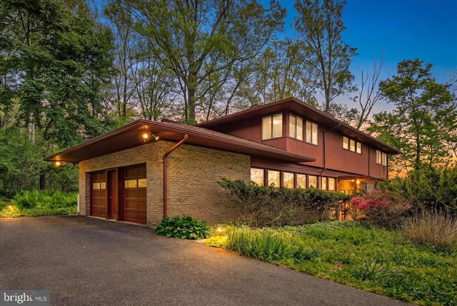 40 DEVON DR, Reading, PA 19606