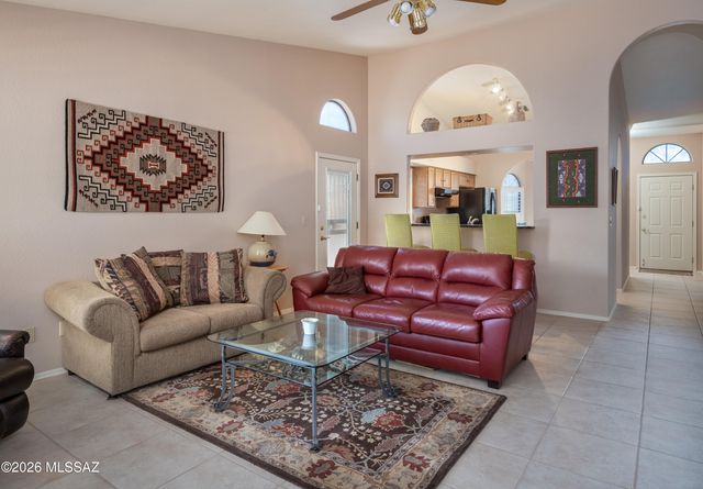 1535 E Ganymede Drive, Oro Valley, AZ 85737