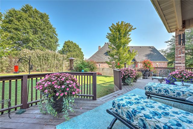 2613 S Horizon Boulevard, Rogers, AR 72758