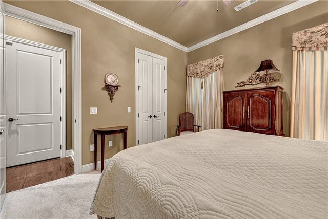 2613 S Horizon Boulevard, Rogers, AR 72758