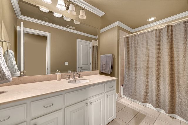 2613 S Horizon Boulevard, Rogers, AR 72758