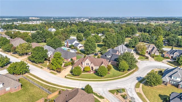 2613 S Horizon Boulevard, Rogers, AR 72758