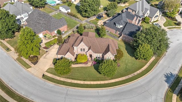 2613 S Horizon Boulevard, Rogers, AR 72758